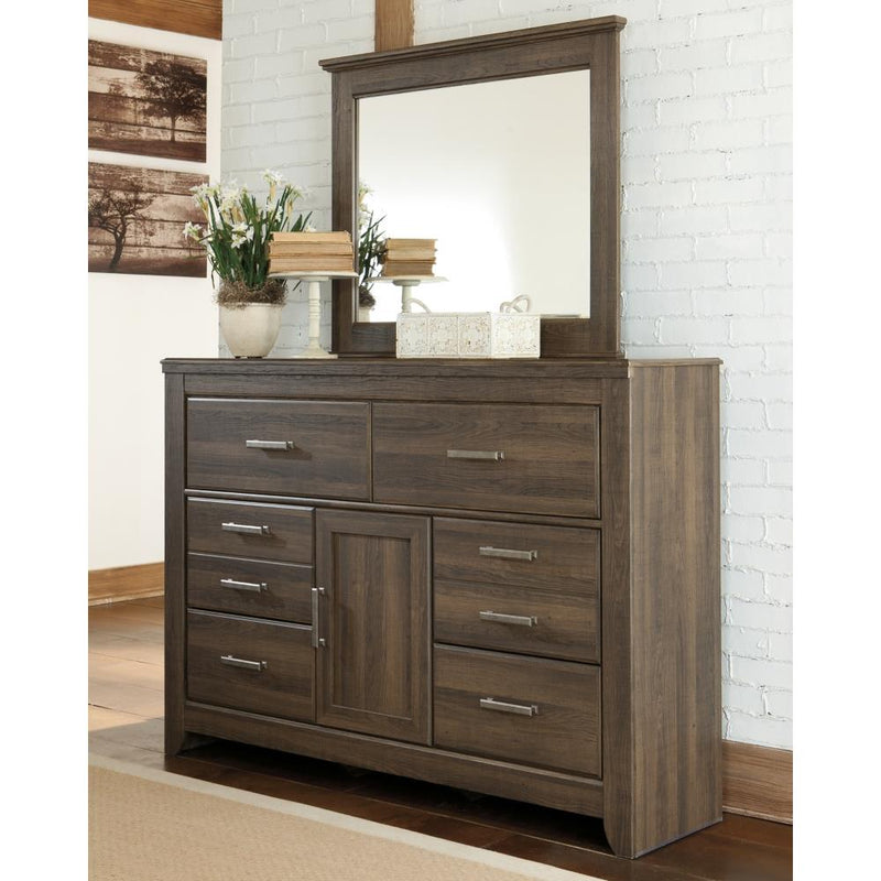 Signature Design by Ashley Dolante B130B8 6 pc Queen Bedroom Set IMAGE 11