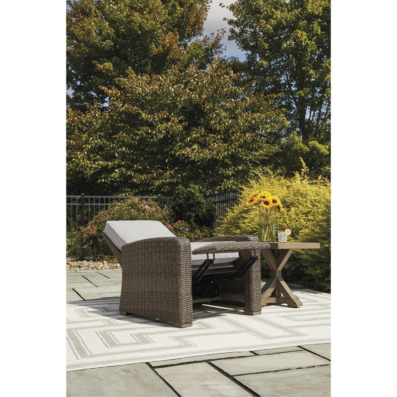 Signature Design by Ashley Outdoor Seating Recliners P791-825 IMAGE 14