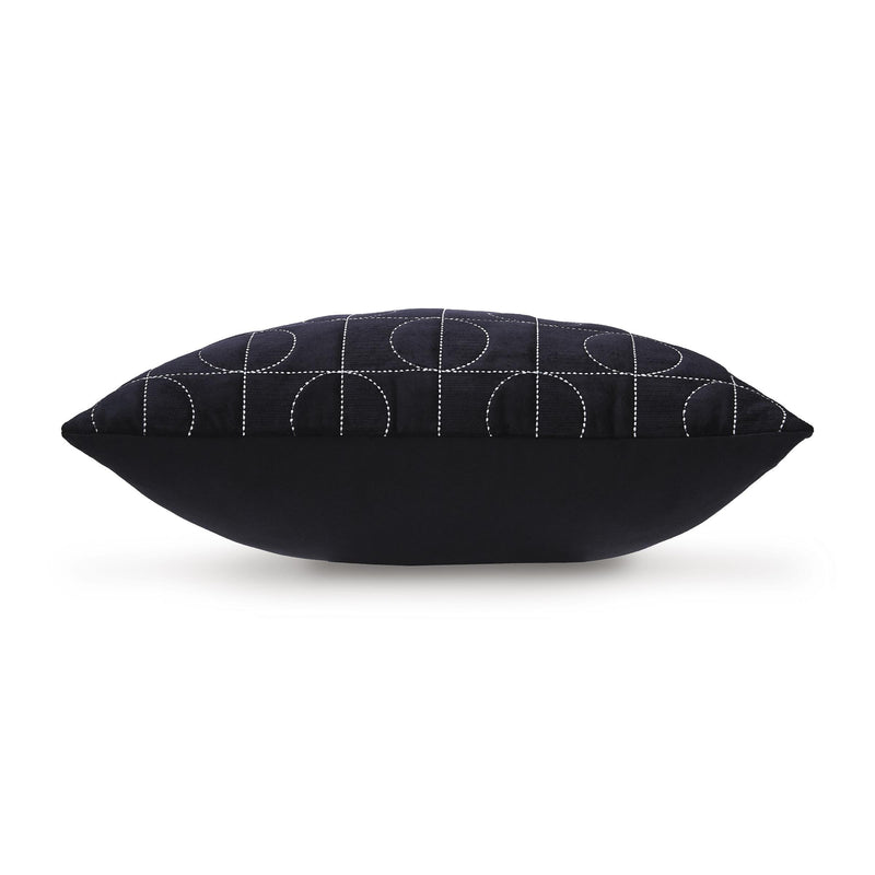 Signature Design by Ashley Decorative Pillows Decorative Pillows A1001108 IMAGE 3